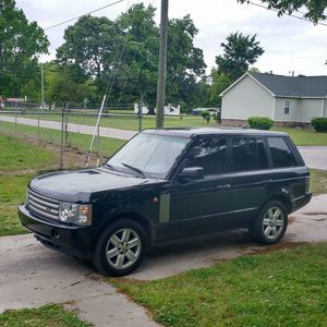 Meet your Posher, Dominique